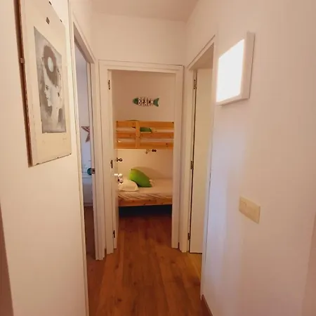 Con Piscina Y Wifi Cerca De La Playa Apartment